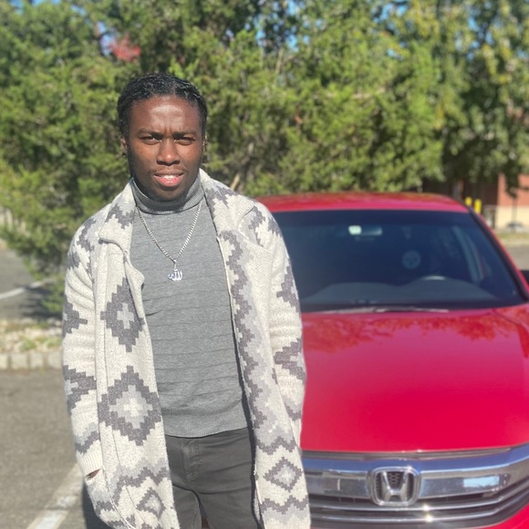 Meet your Posher, Chris - Picture 1 of 1